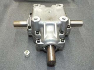 GEAR BOX