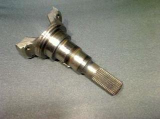 AXLE SHAFT YOKE 7C
