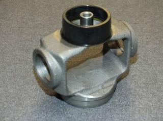 STUD YOKE