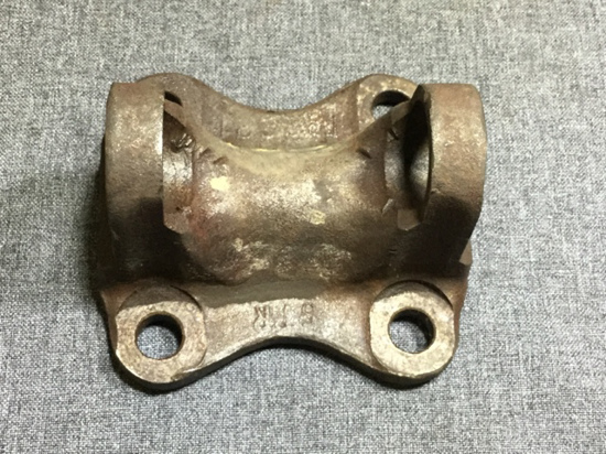 FLANGE YOKE