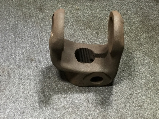 STEERING YOKE