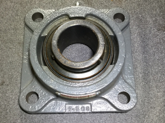FLANGE BEARING