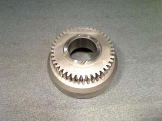 OUTPUT GEAR