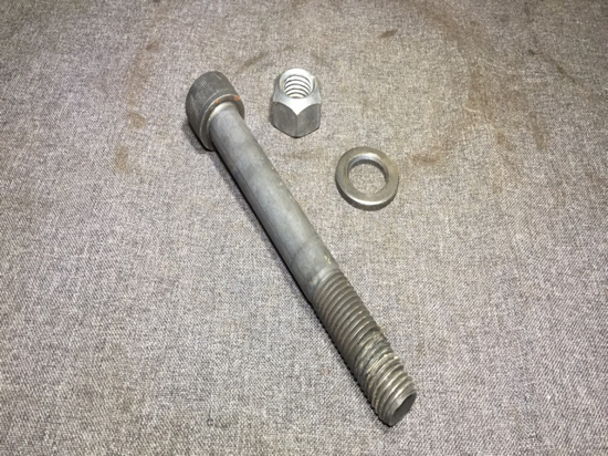 CASE HALF BOLT