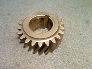 GEAR T136