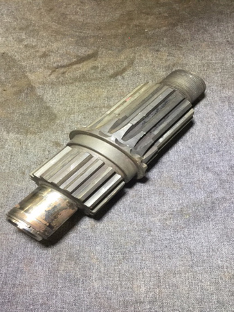 FRONT OUTPUT SHAFT