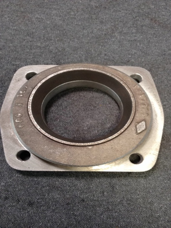 BEARING CAP