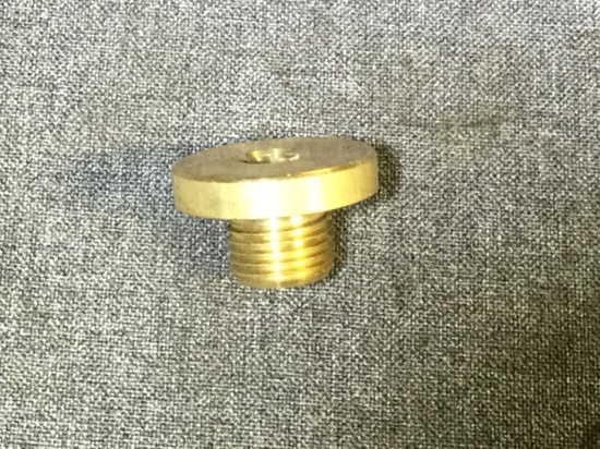 FILTER HOUSING PLUG