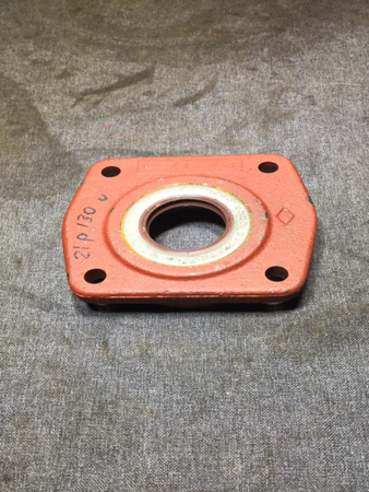 BEARING CAP
