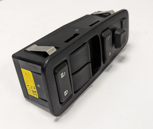 DCM 500K PETERBILT DRIVERS DOOR CONTROL MODULE