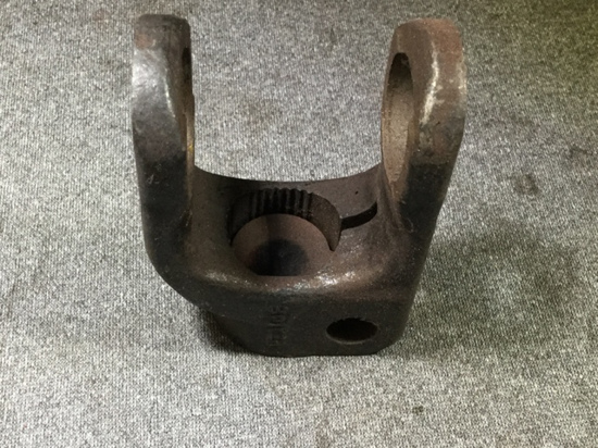 STEERING YOKE