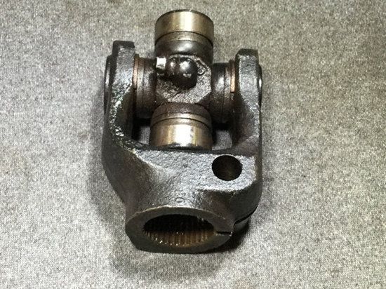 STEERING YOKE