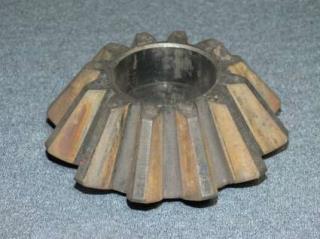 PINION GEAR