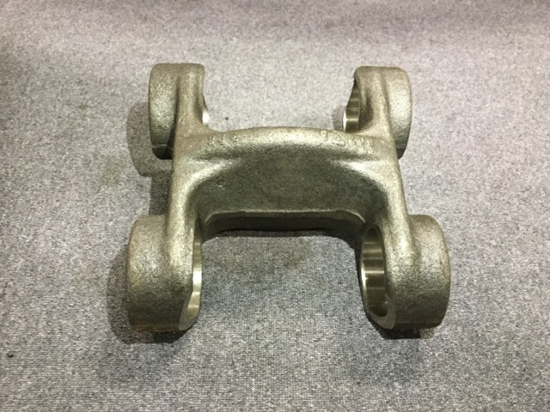 CENTER YOKE