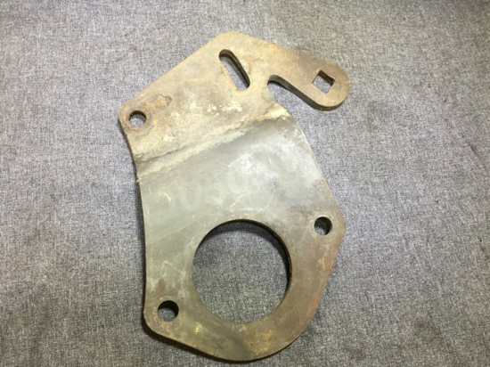 BRACKET 143 PUMP
