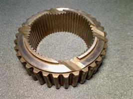 CLUTCH HUB