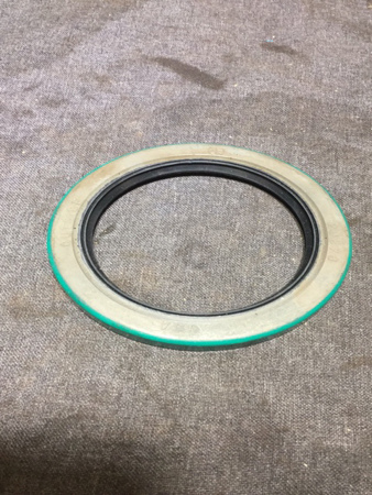 OIL SEAL ASSY