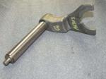 SPLITTER YOKE ASSEMBLY