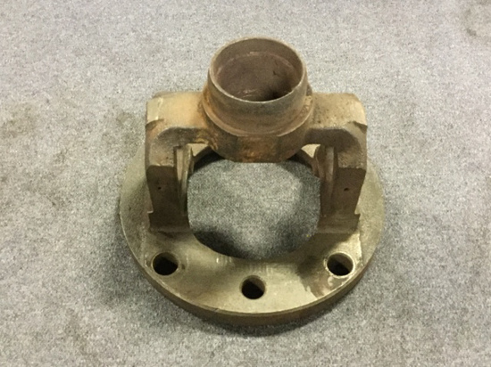 FLANGE YOKE