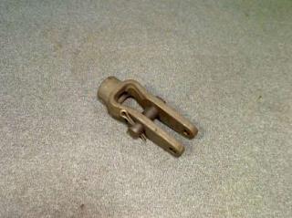 CLEVIS AUTO SLACK