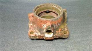 COVER, REAR BEARING F0806AA8